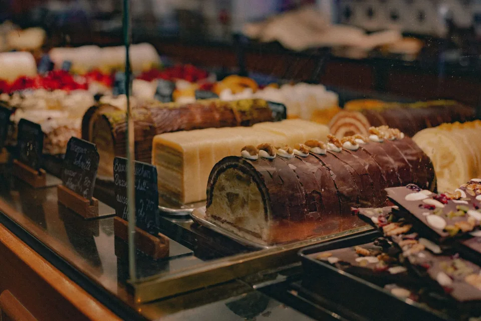 Bánh khách đặt nhiều